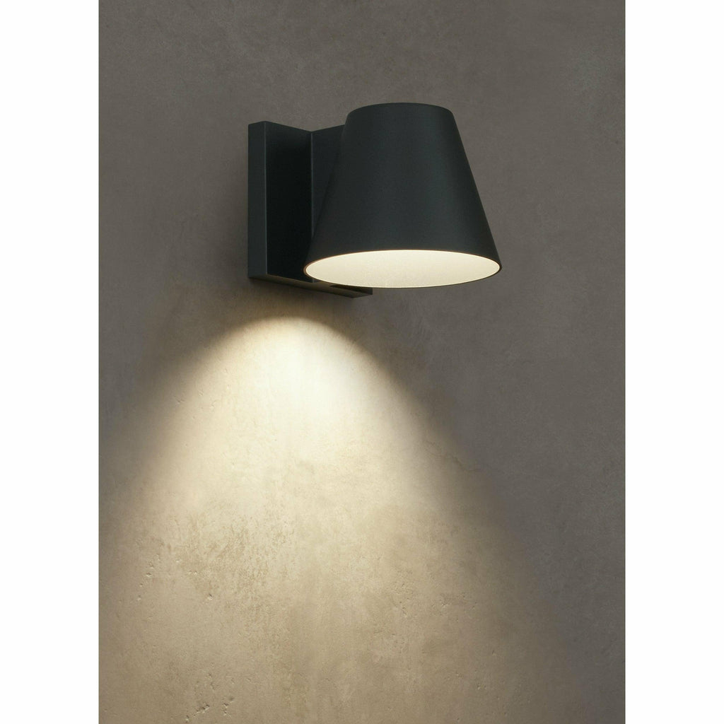 Bowman Outdoor Wall Sconce | Outdoor Wall Lights | Visual Comfort Modern - Light House Co.